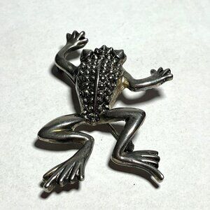Silver Tone Frog Brooch Pin With Textured Back